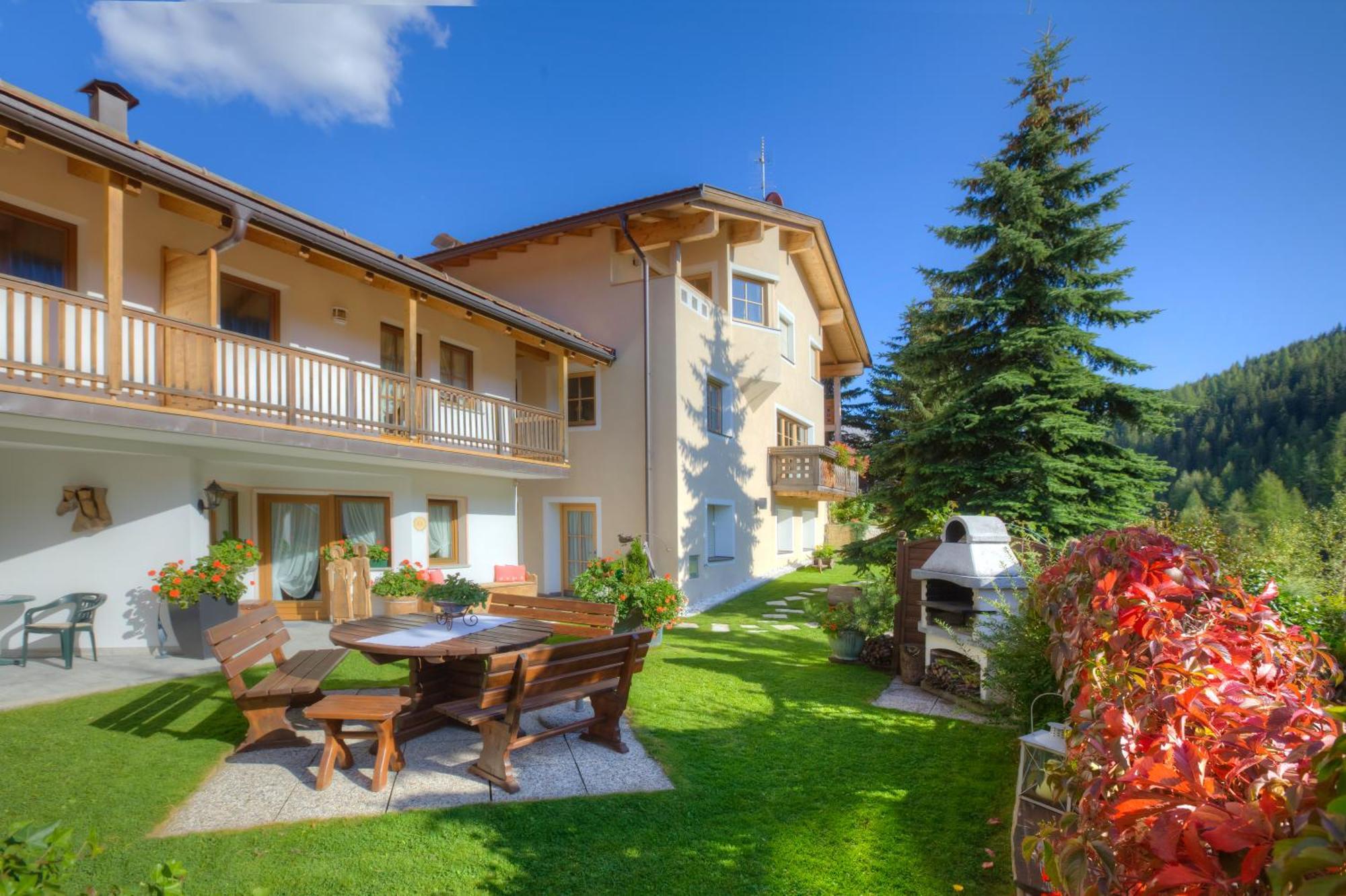 Residence Ciasa Planat San Cassiano  Ngoại thất bức ảnh
